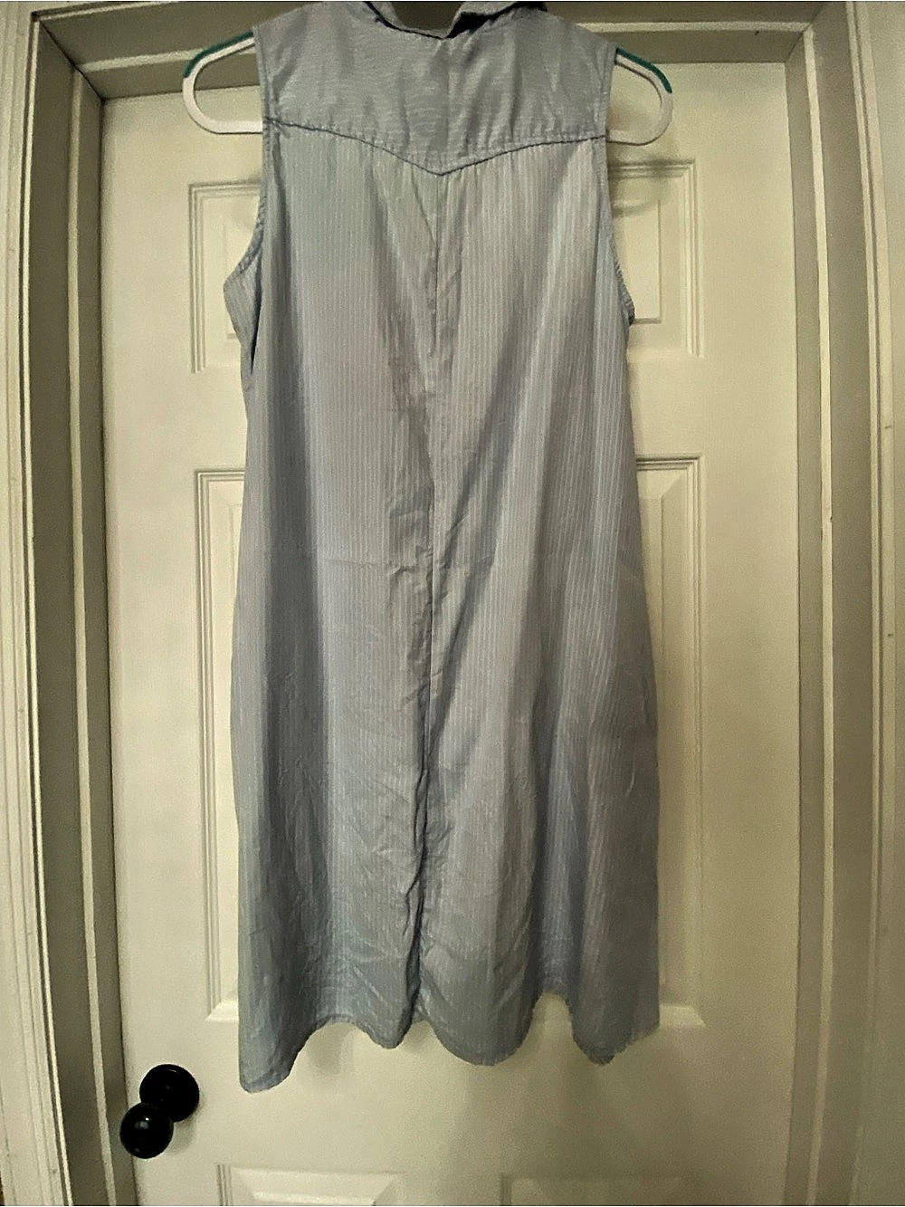 Cato Striped Sleeveless Button Down Top in Blue Size Medium